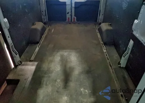 2015 Ford Transit T-250 z USA, uszkodzony, nr VIN 1FTNR2CM9FKA44761